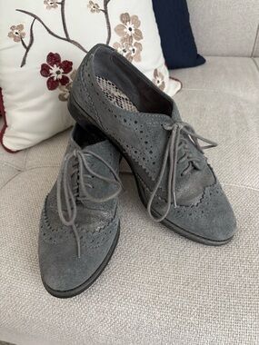 👞Gianni Bini Wingtip Oxfords